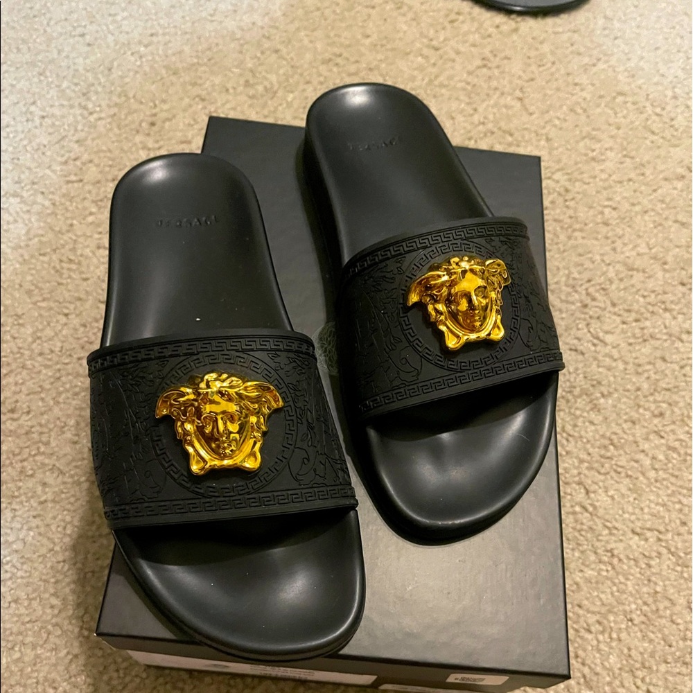 Versace Slides